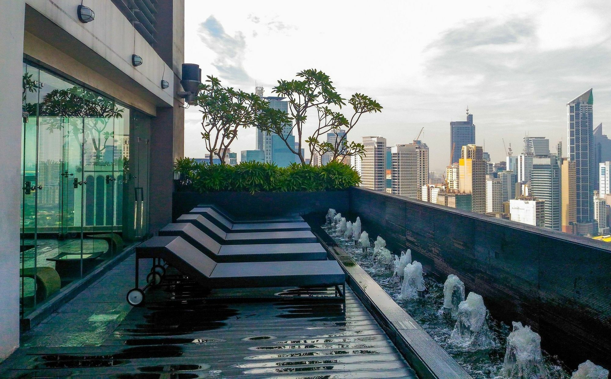 Zen Home Gramercy Residences Makati Makati City Eksteriør bilde